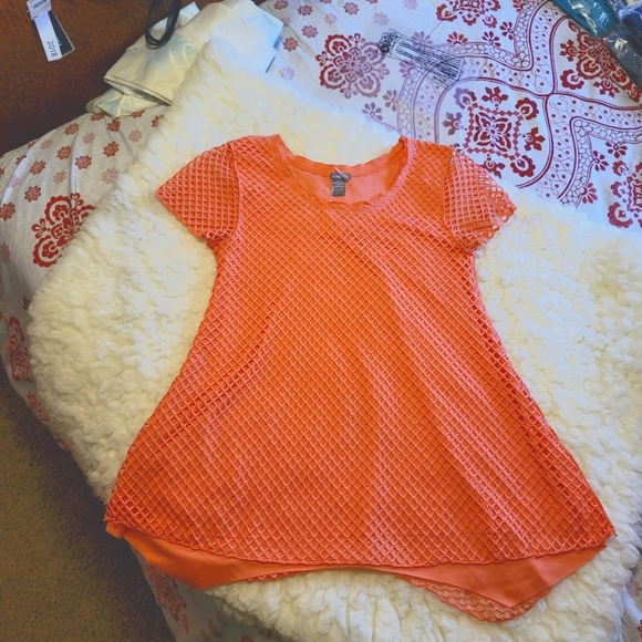 🍊Netted tunic top M🍊 - Picture 1 of 4